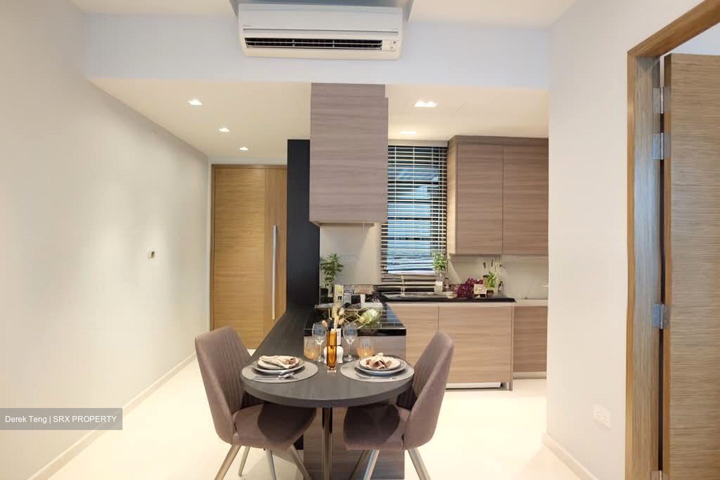 8 Saint Thomas (D9), Condominium #576117801